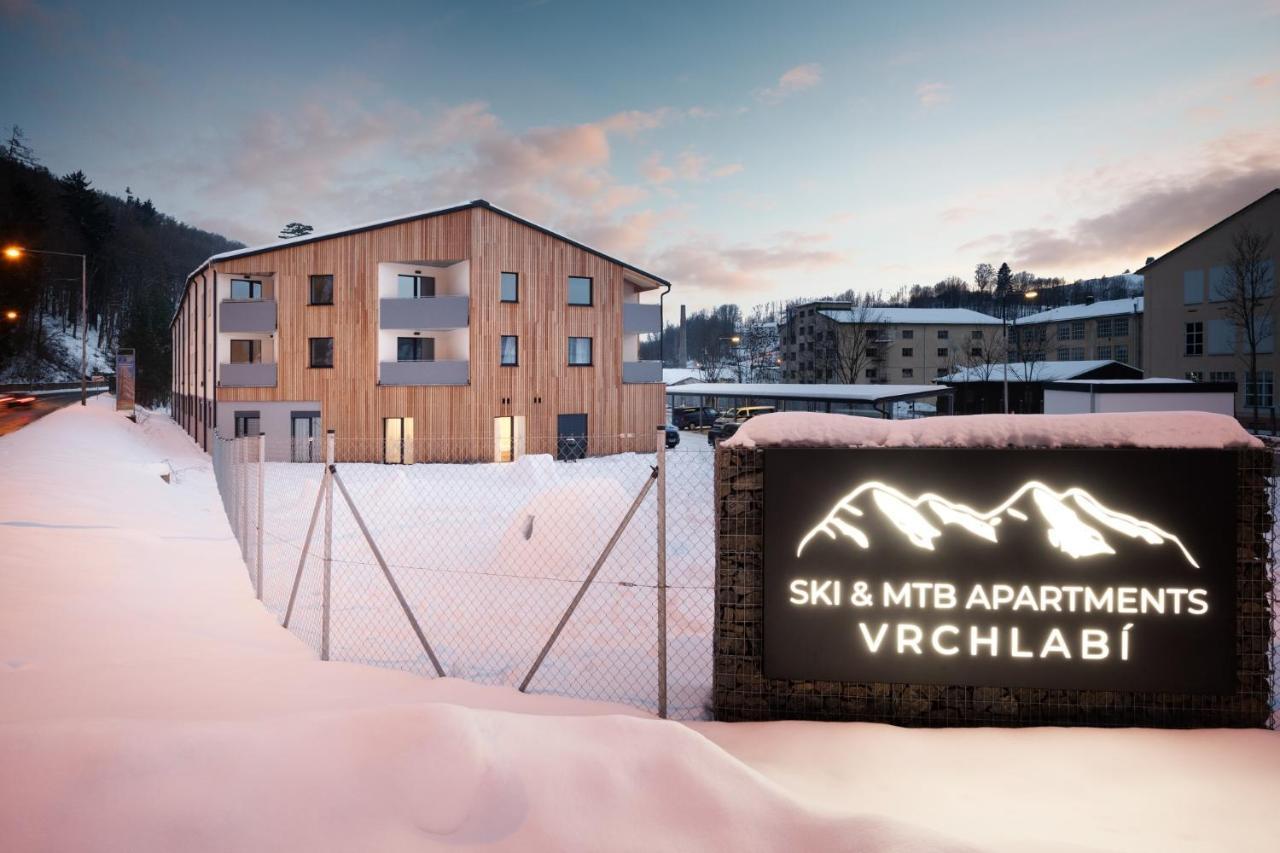 Apartmany Horska, Vrchlabí Eksteriør billede
